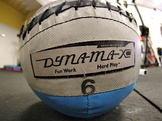 Dynamax medicine ball Dynamax medicine ball