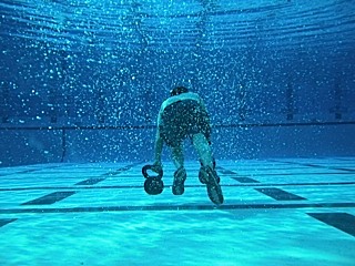 Underwater kettlebell drag