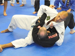 Royce Gracie Demonstrating